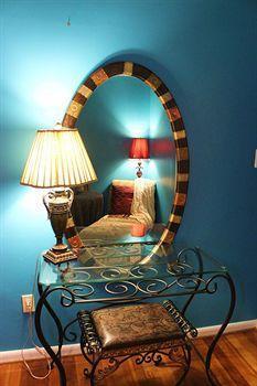Pure Nuphoria Bed & Breakfast Нешънъл Харбър Екстериор снимка